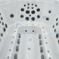 Переливной СПА бассейн Joyee SPA Dubai Переливной СПА бассейн Joyee SPA Dubai